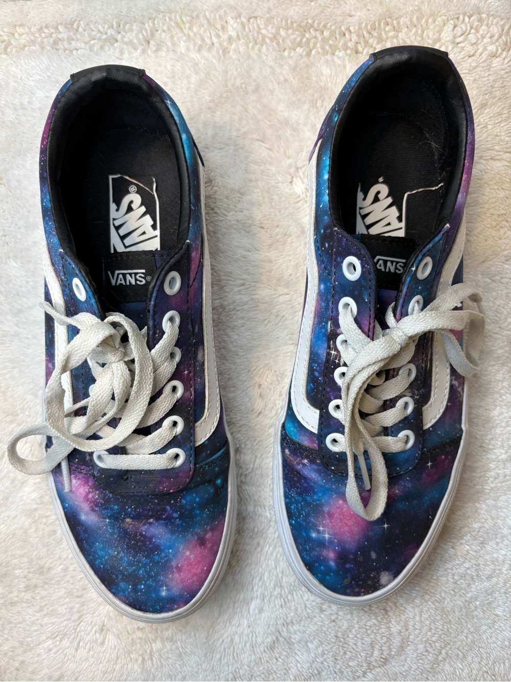 Vans Galaxy Print Low Top Sneakers - Purple & Blue Women’s Size 8 - Picture 3 of 10
